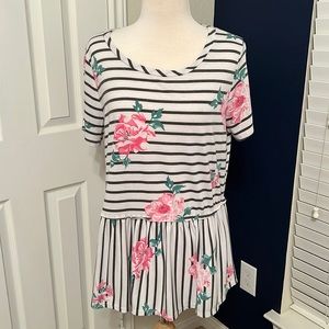 GUC Jodifl Floral Striped Short Sleeve Peplum Tee